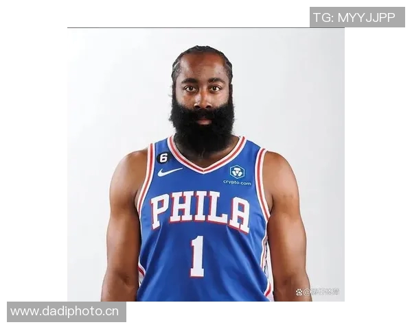 领衔巅峰:篮球女神的光芒与传奇 领衔巅峰:篮球女神的光芒与传奇