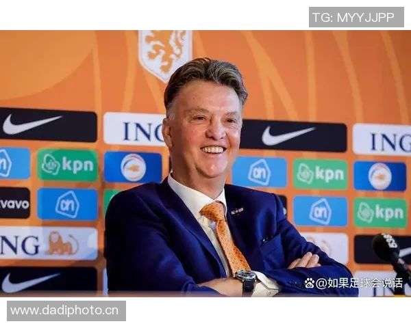 曼联主帅范加尔否认离职传闻，坚称会带领球队重夺英超冠军