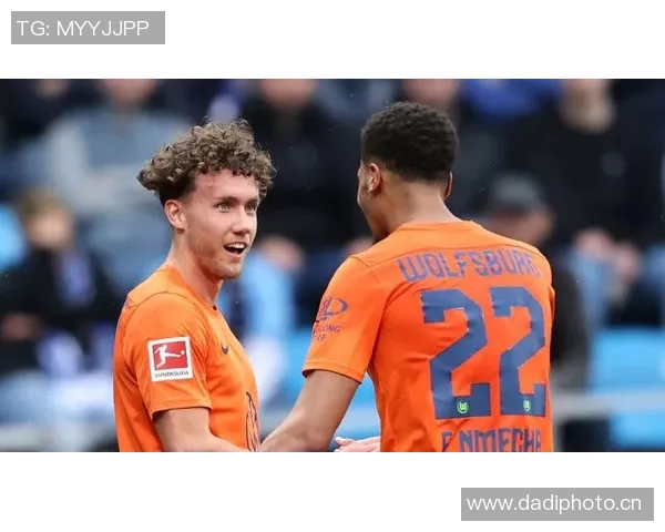 沃尔夫斯堡成功战胜波鸿，重返胜利之路