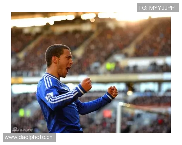 阿扎尔重返切尔西训练，备战新赛季欧冠大战