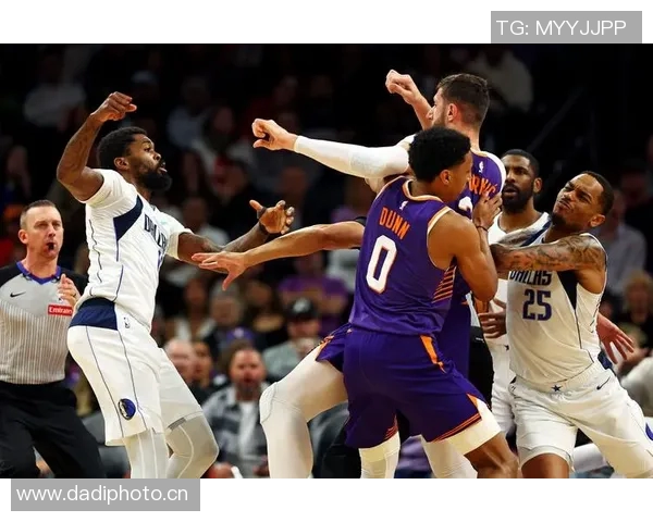 太阳队客场击败独行侠队，实力备受称赞